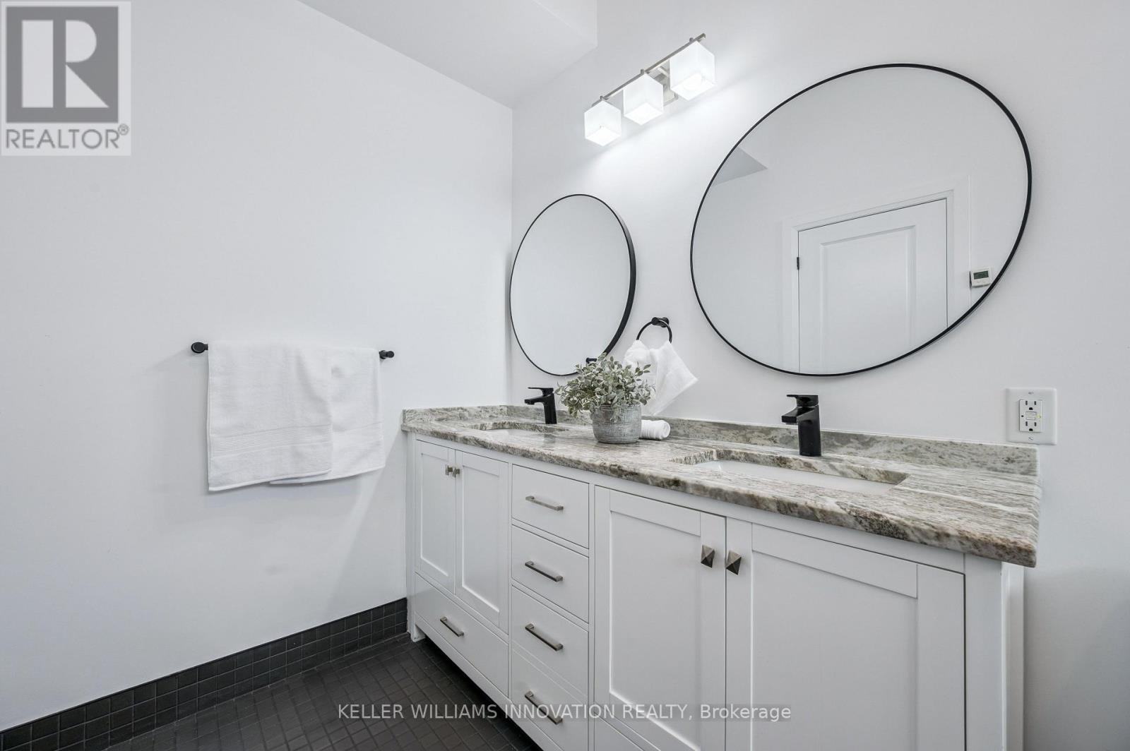 149 Woolwich Street, Waterloo, Ontario  N2K 1S5 - Photo 33 - X12887300