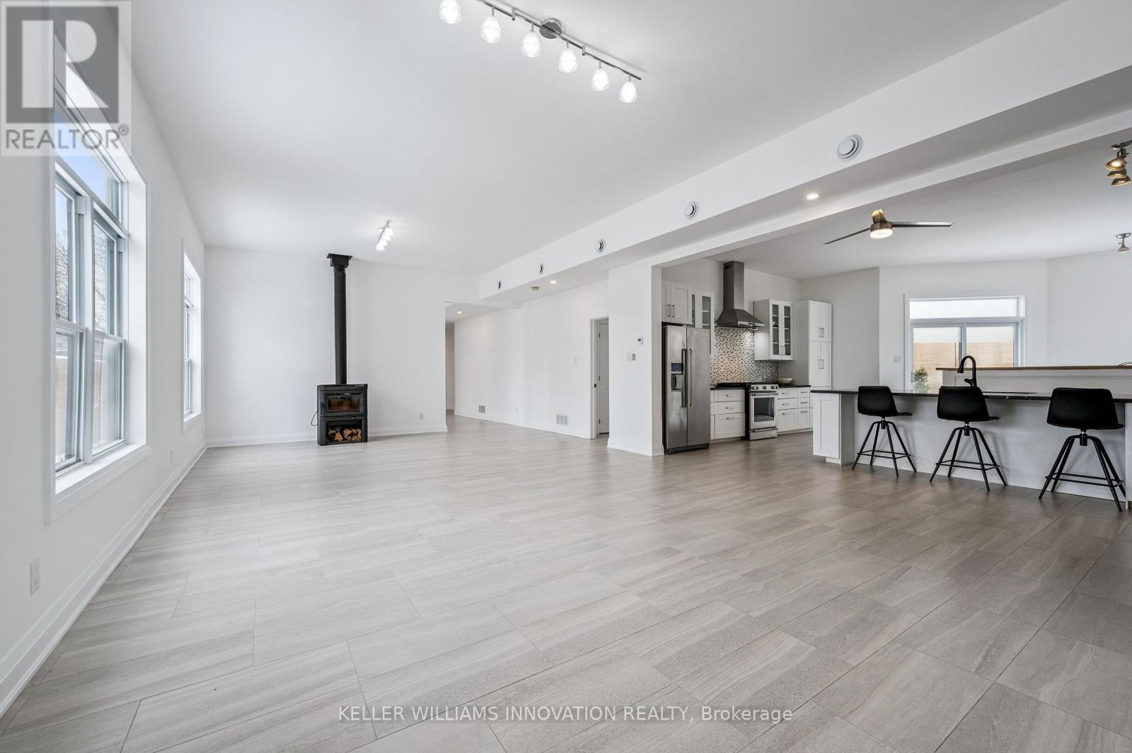 149 Woolwich Street, Waterloo, Ontario  N2K 1S5 - Photo 6 - X12887300