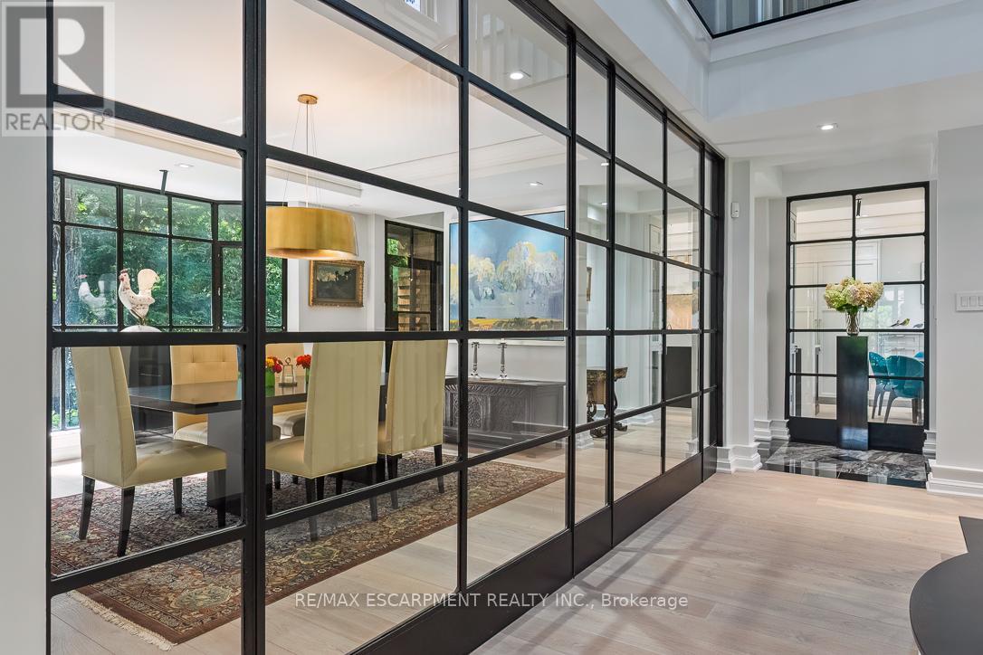 905 Sangster Avenue, Mississauga, Ontario L5H 2Y3 - Photo 12 - W12753006