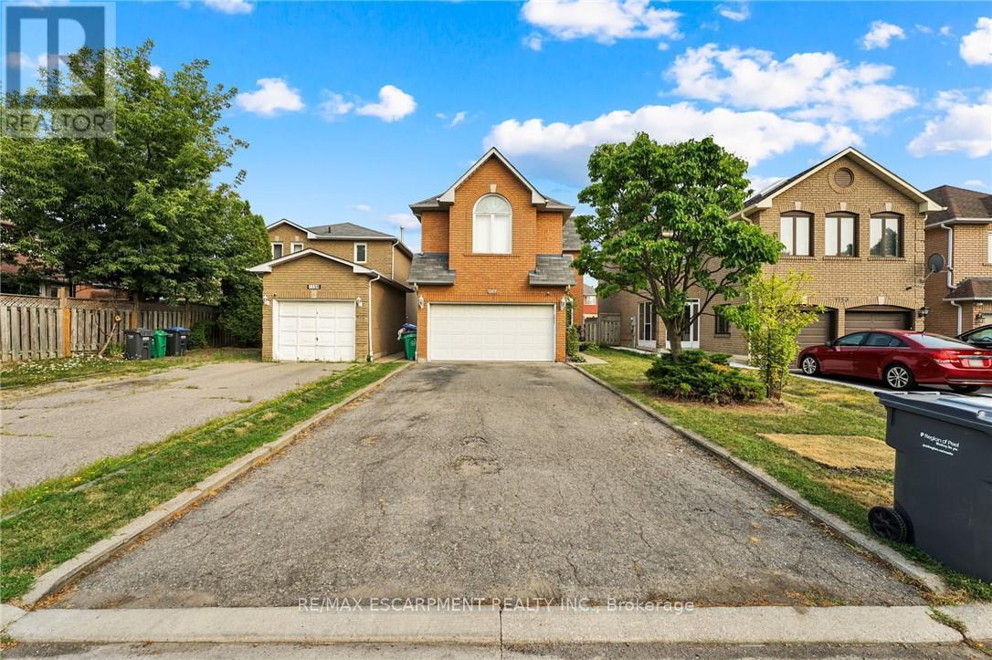 1157 Charminster Crescent, Mississauga (East Credit), Ontario  L5V 1P9 - Photo 3 - W12554506