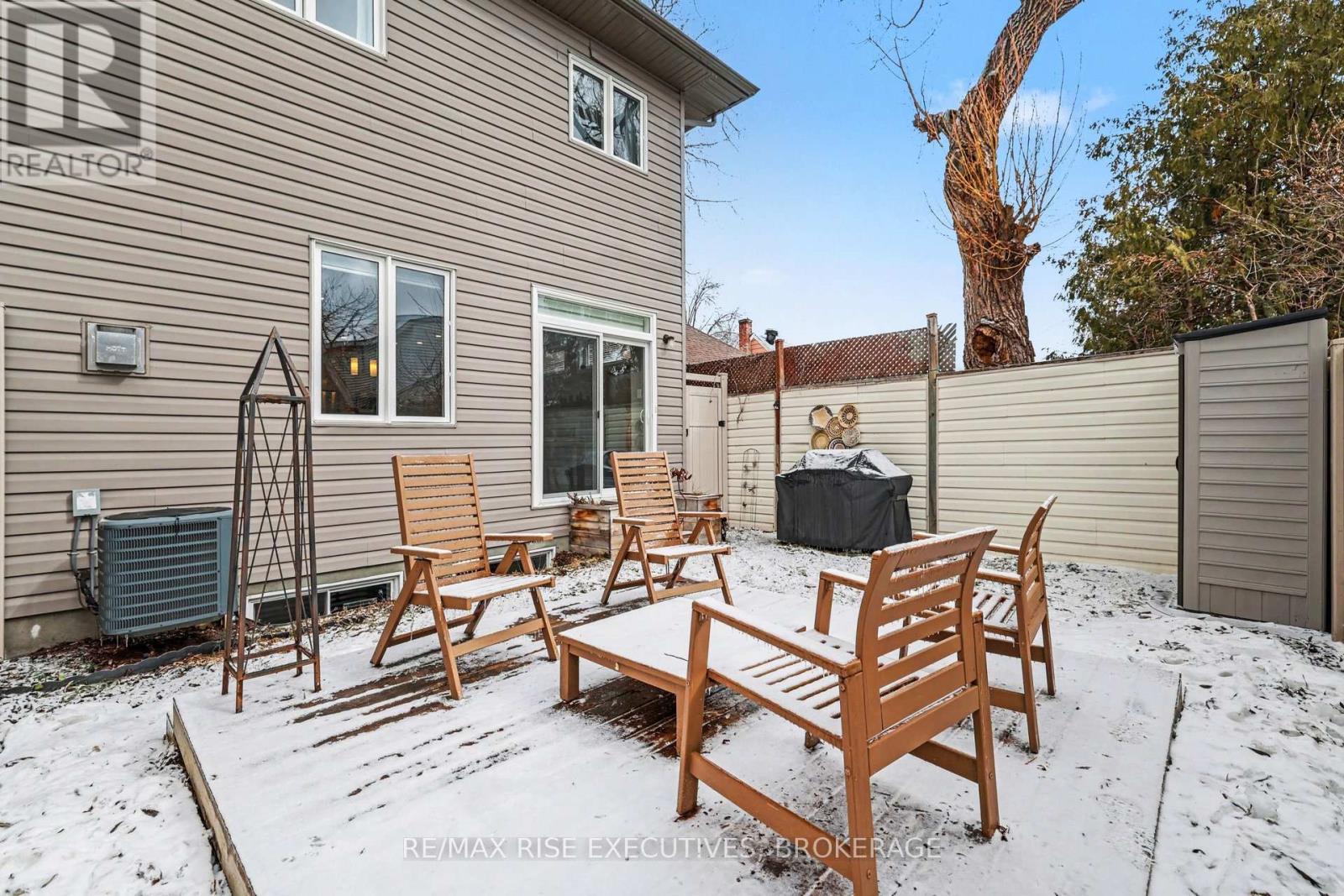 300c Richelieu Avenue, Ottawa, Ontario  K1L 6K3 - Photo 33 - X12887572