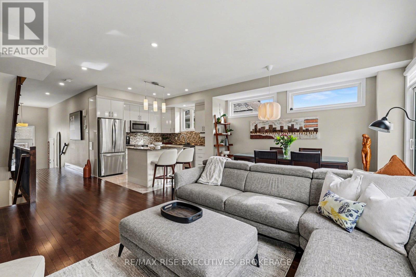 300c Richelieu Avenue, Ottawa, Ontario  K1L 6K3 - Photo 8 - X12887572