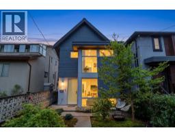 1928 TEMPLETON DRIVE, Vancouver, British Columbia