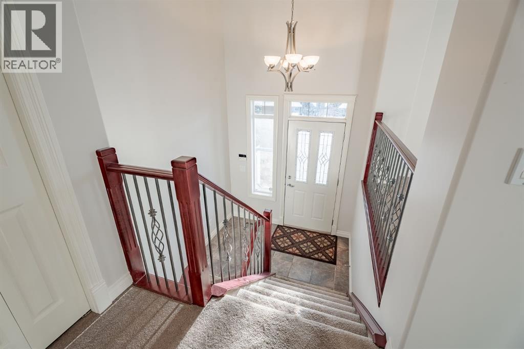 14 Discovery Woods Villas Sw, Calgary, Alberta  T3H 5A6 - Photo 10 - A2273726