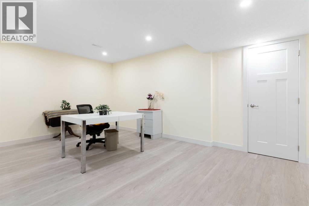 167 Fireside Drive, Cochrane, Alberta T4C 0X4 - Photo 5 - A2284229