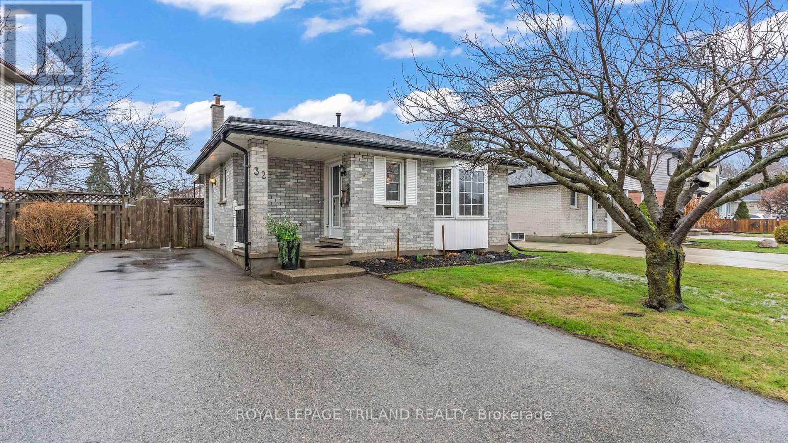 32 GLENROY ROAD, london south (south t), Ontario