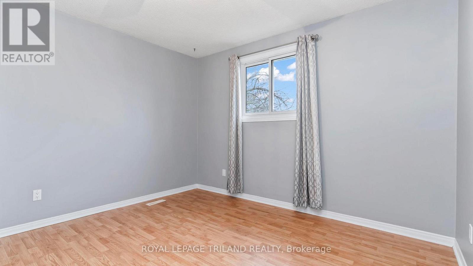 32 Glenroy Road, London South (South T), Ontario  N5Z 3K9 - Photo 19 - X12887480