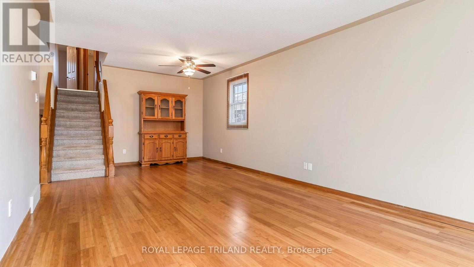 32 Glenroy Road, London South (South T), Ontario  N5Z 3K9 - Photo 5 - X12887480