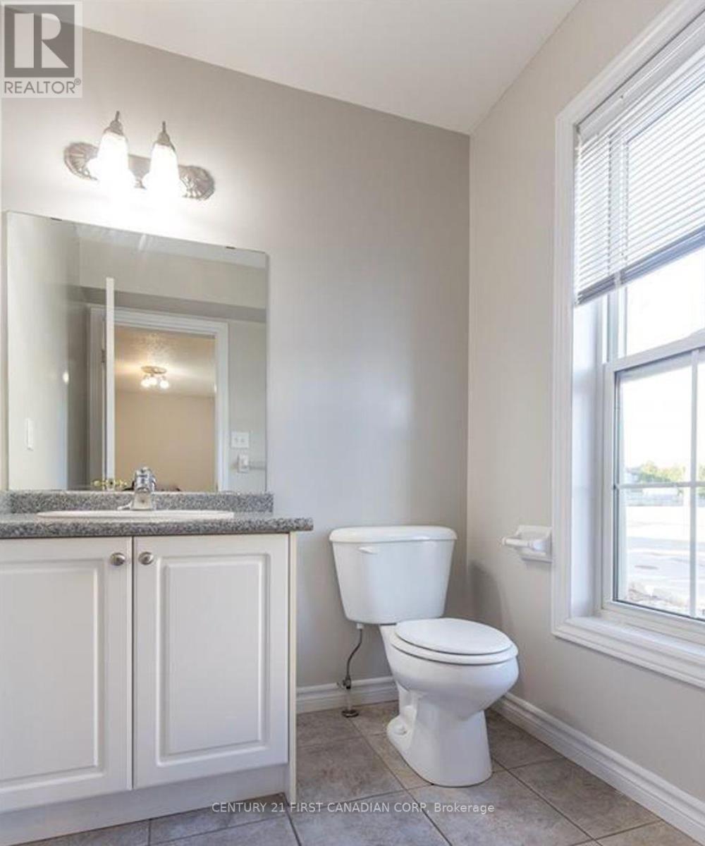 47 - 600 Sarnia Road, London North, Ontario  N6G 5M5 - Photo 13 - X12887636