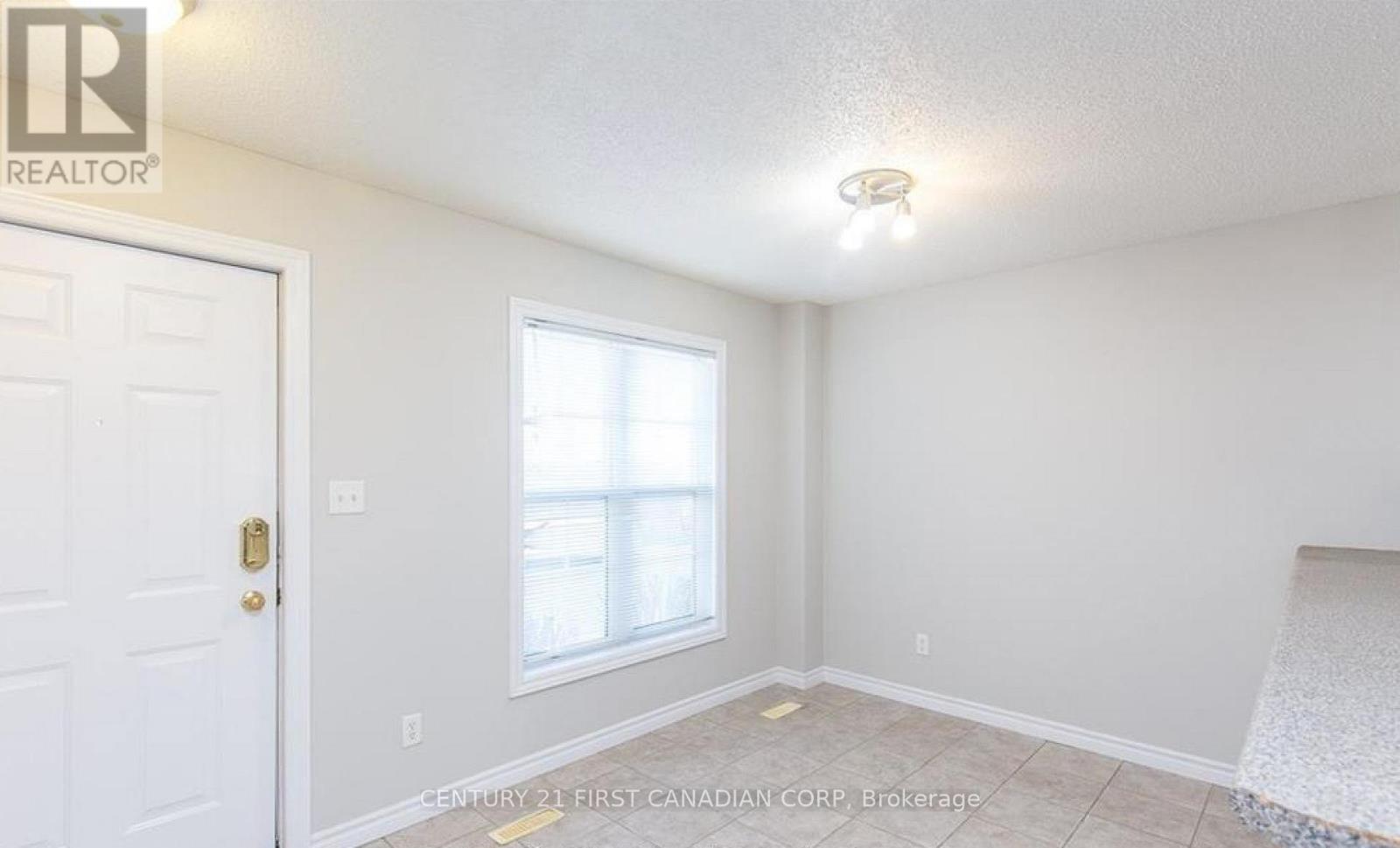 47 - 600 Sarnia Road, London North, Ontario  N6G 5M5 - Photo 3 - X12887636