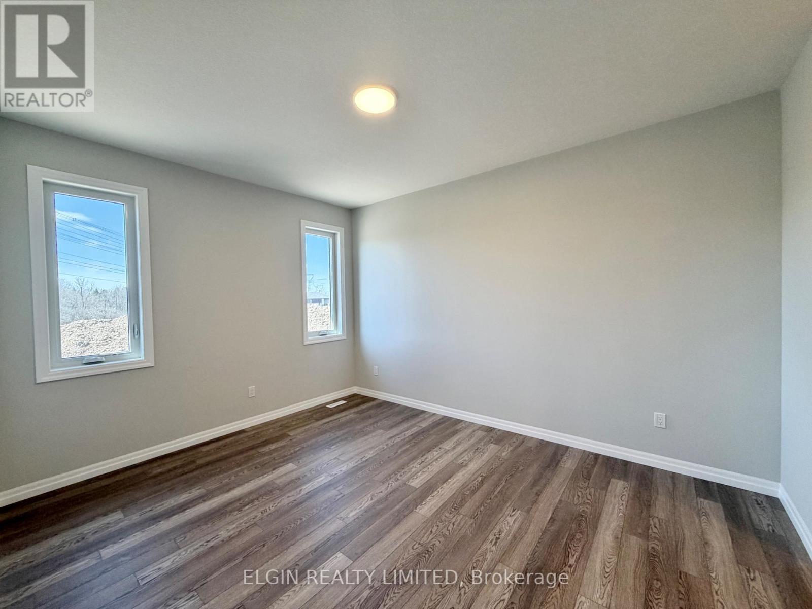 Photo 16 of 30 for 7 Horizon Court