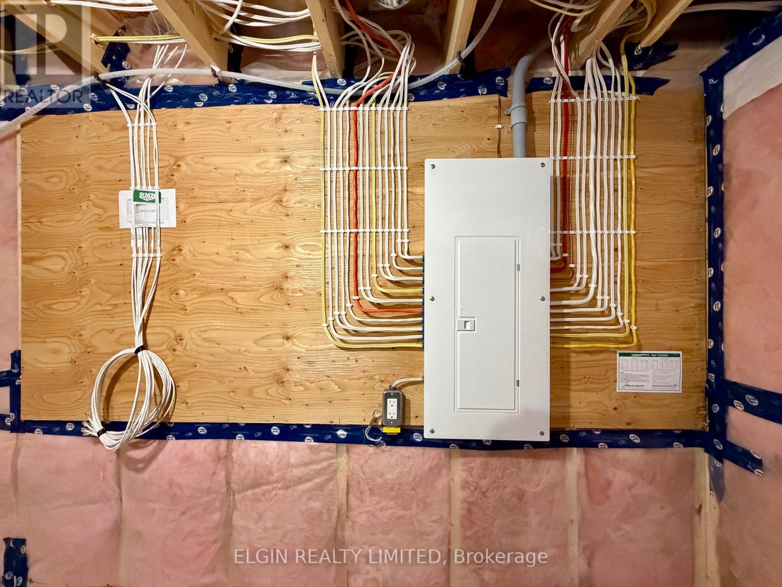 Photo 28 of 30 for 7 Horizon Court