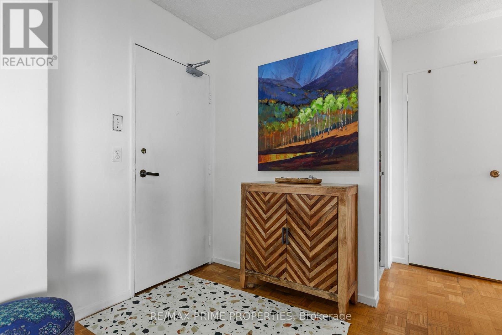 811 - 265 Poulin Avenue, Ottawa, Ontario  K2B 7Y8 - Photo 3 - X12887660