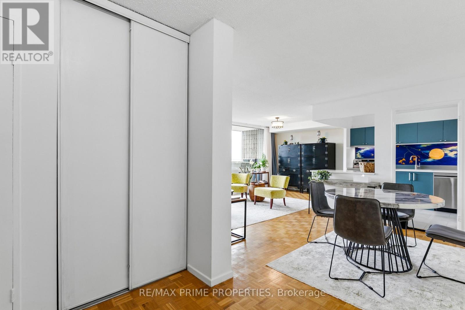 811 - 265 Poulin Avenue, Ottawa, Ontario  K2B 7Y8 - Photo 4 - X12887660