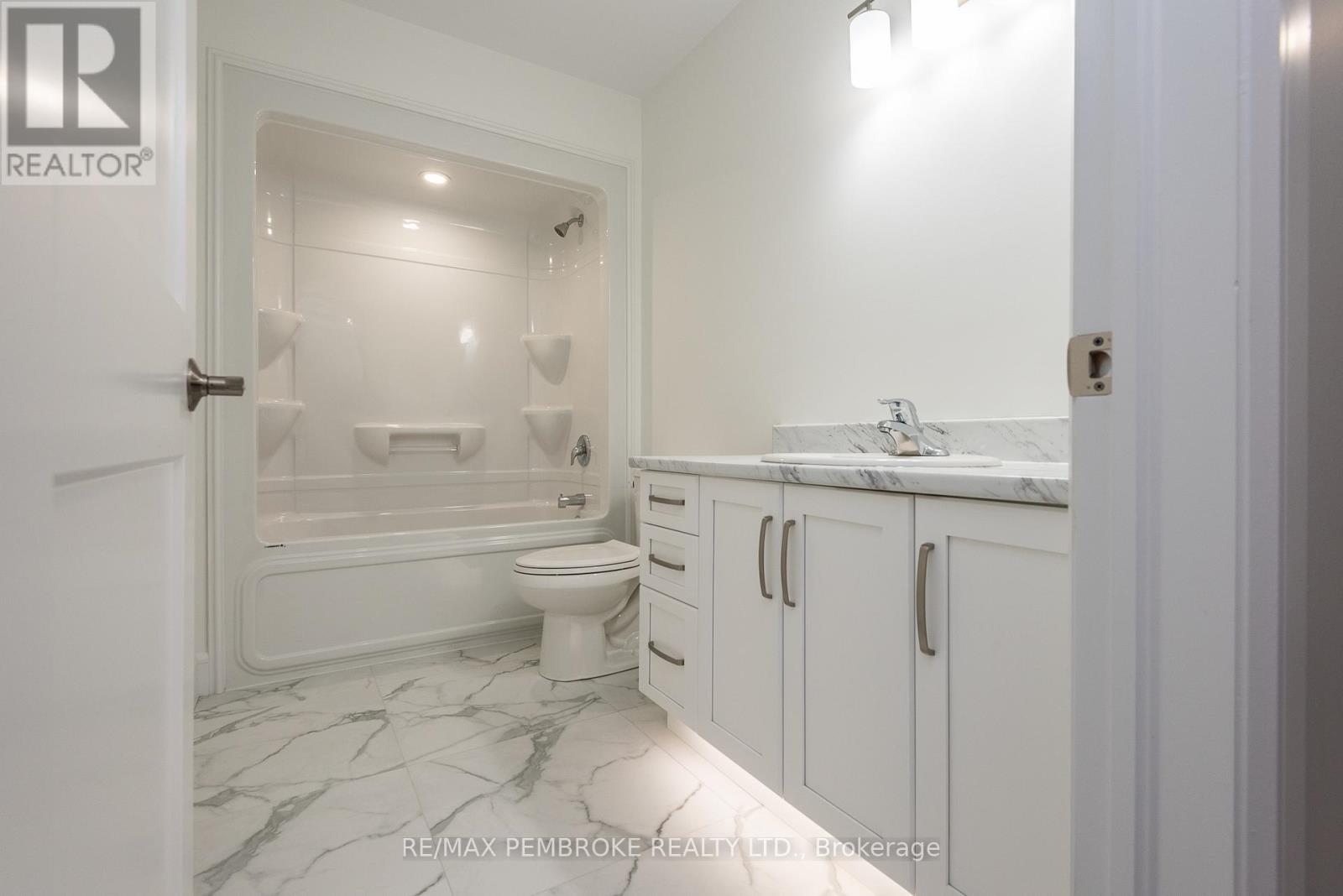 9 Jade Avenue, Petawawa, Ontario  K8H 0E5 - Photo 24 - X12887632