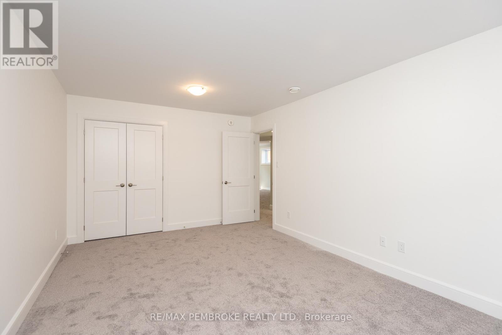 9 Jade Avenue, Petawawa, Ontario  K8H 0E5 - Photo 29 - X12887632