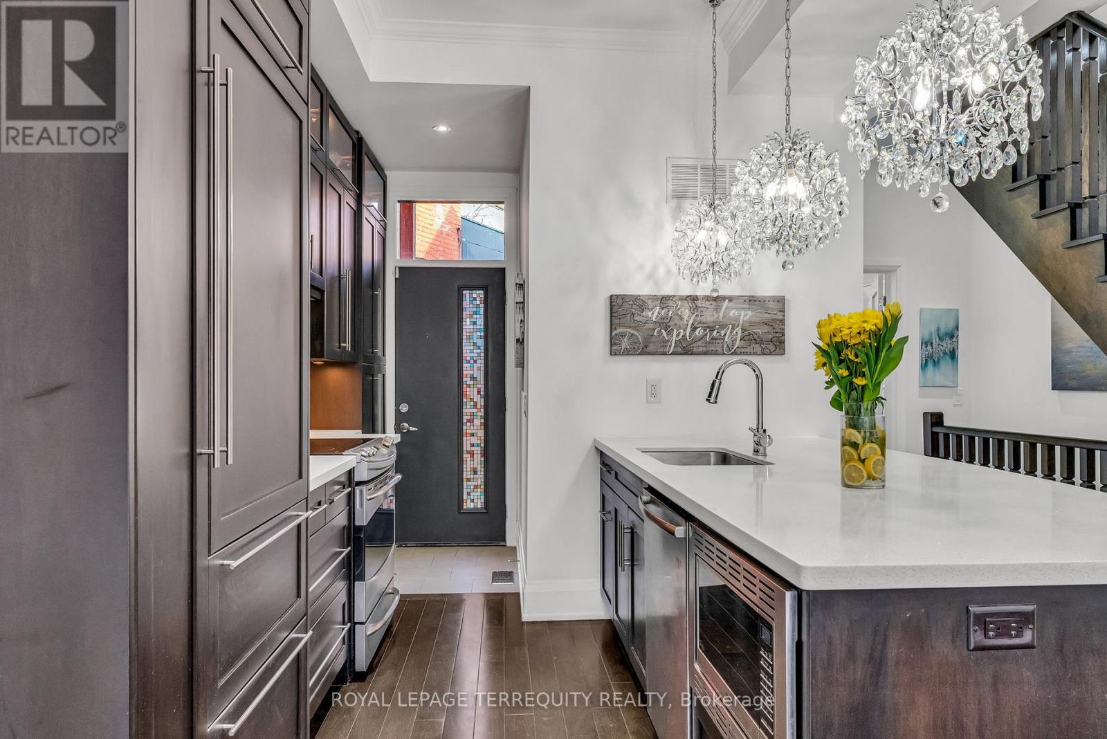 285 Lisgar Street, Toronto, Ontario  M6J 3H1 - Photo 10 - C12685798