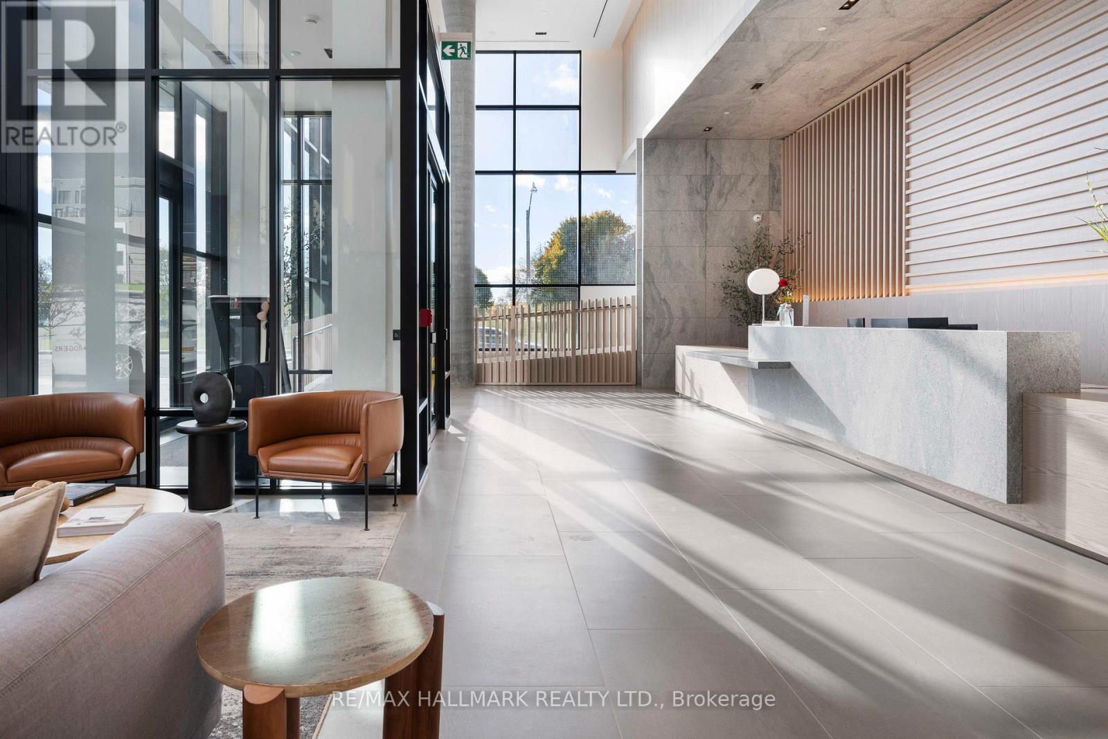 1310 - 1050 Eastern Avenue, Toronto, Ontario M4L 0B7 - Photo 2 - E12879488