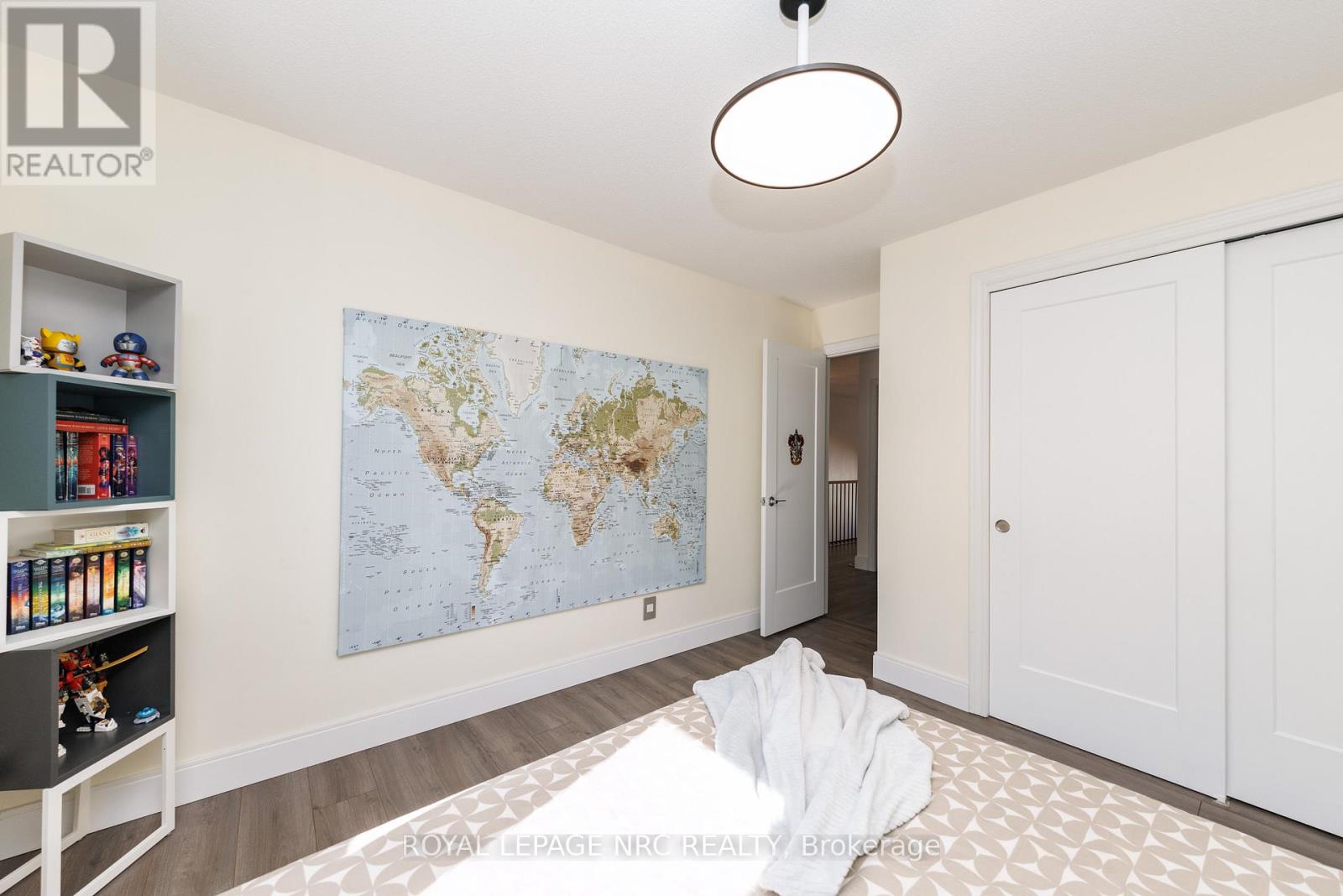 7 Sarah Court, St. Catharines (Grapeview), Ontario  L2S 3R6 - Photo 31 - X12887358