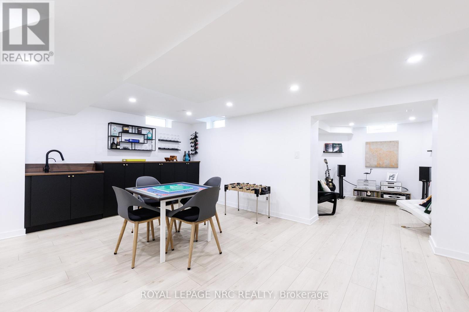 7 Sarah Court, St. Catharines (Grapeview), Ontario  L2S 3R6 - Photo 38 - X12887358