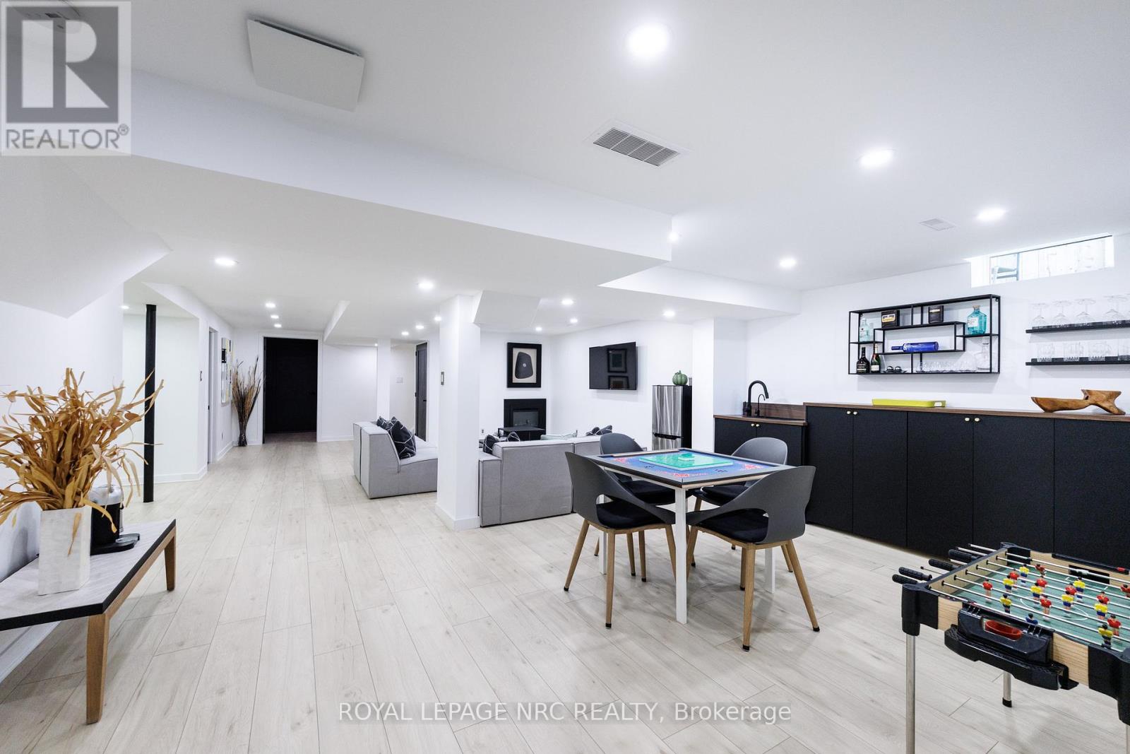 7 Sarah Court, St. Catharines (Grapeview), Ontario  L2S 3R6 - Photo 39 - X12887358