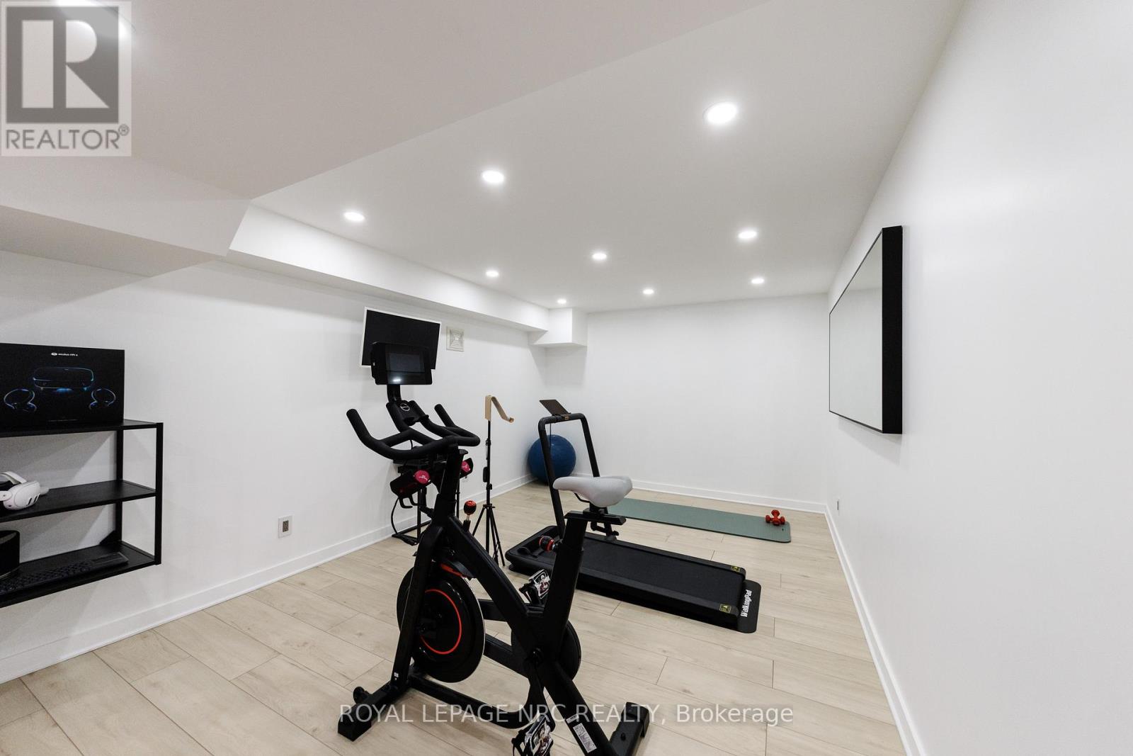 7 Sarah Court, St. Catharines (Grapeview), Ontario  L2S 3R6 - Photo 40 - X12887358