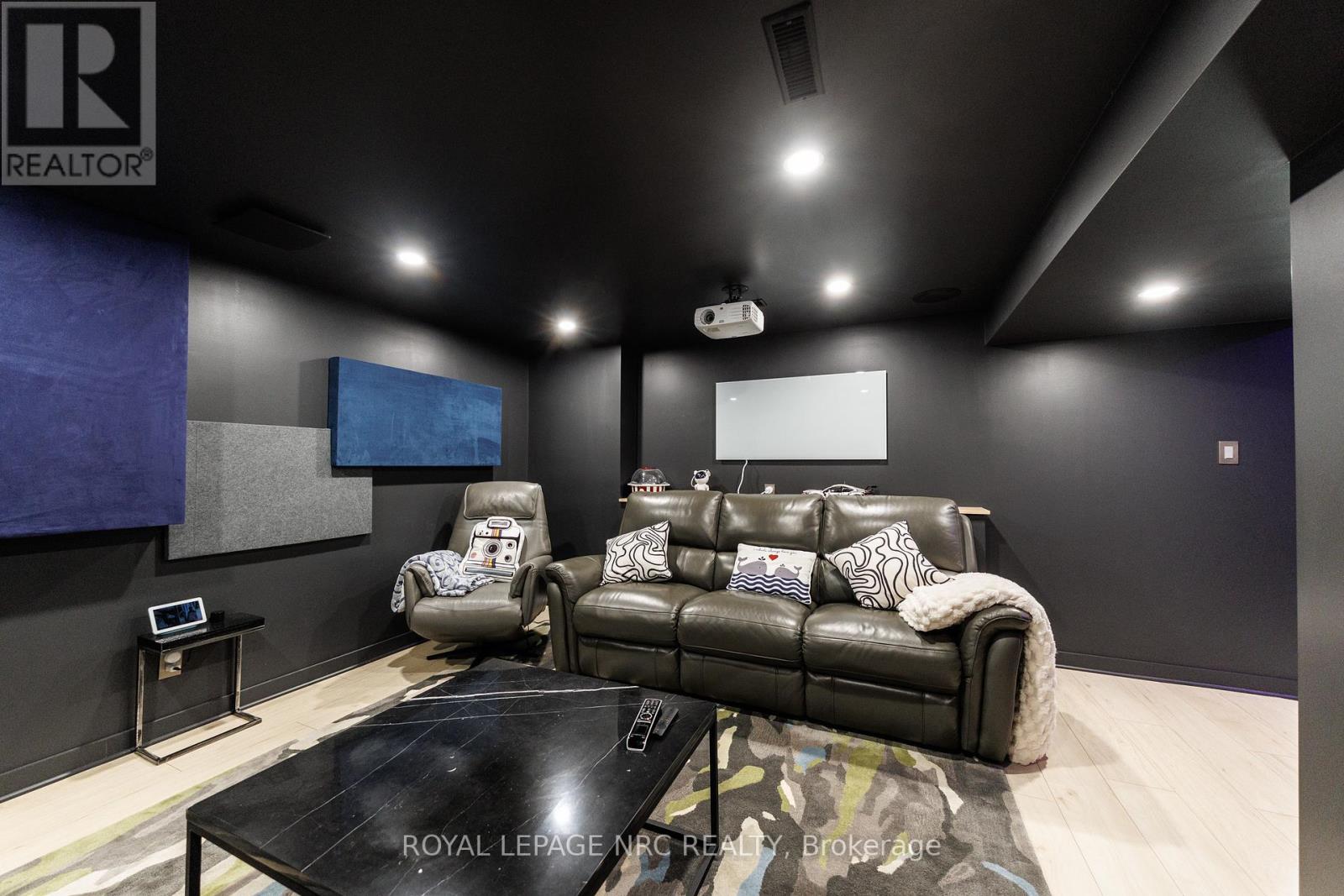 7 Sarah Court, St. Catharines (Grapeview), Ontario  L2S 3R6 - Photo 42 - X12887358