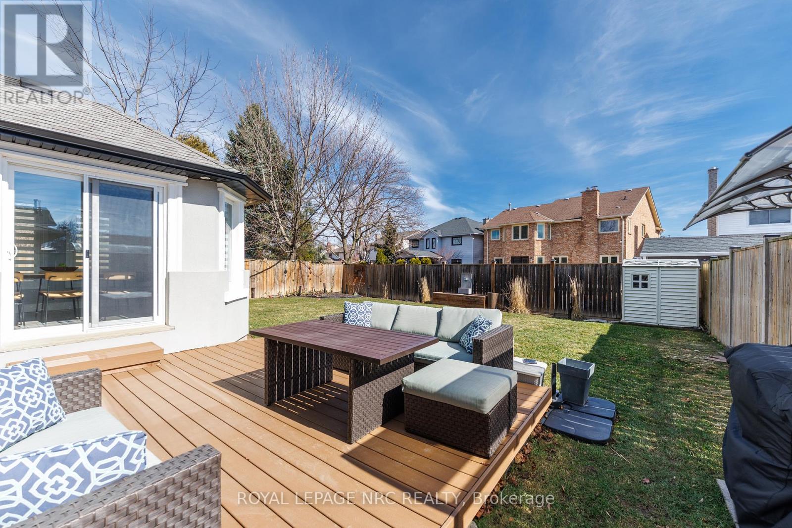 7 Sarah Court, St. Catharines (Grapeview), Ontario  L2S 3R6 - Photo 45 - X12887358