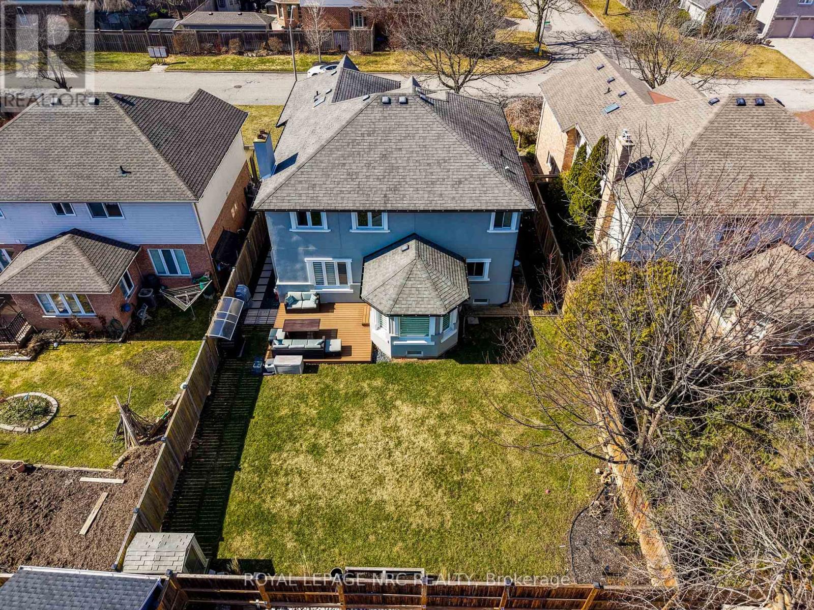 7 Sarah Court, St. Catharines (Grapeview), Ontario  L2S 3R6 - Photo 48 - X12887358