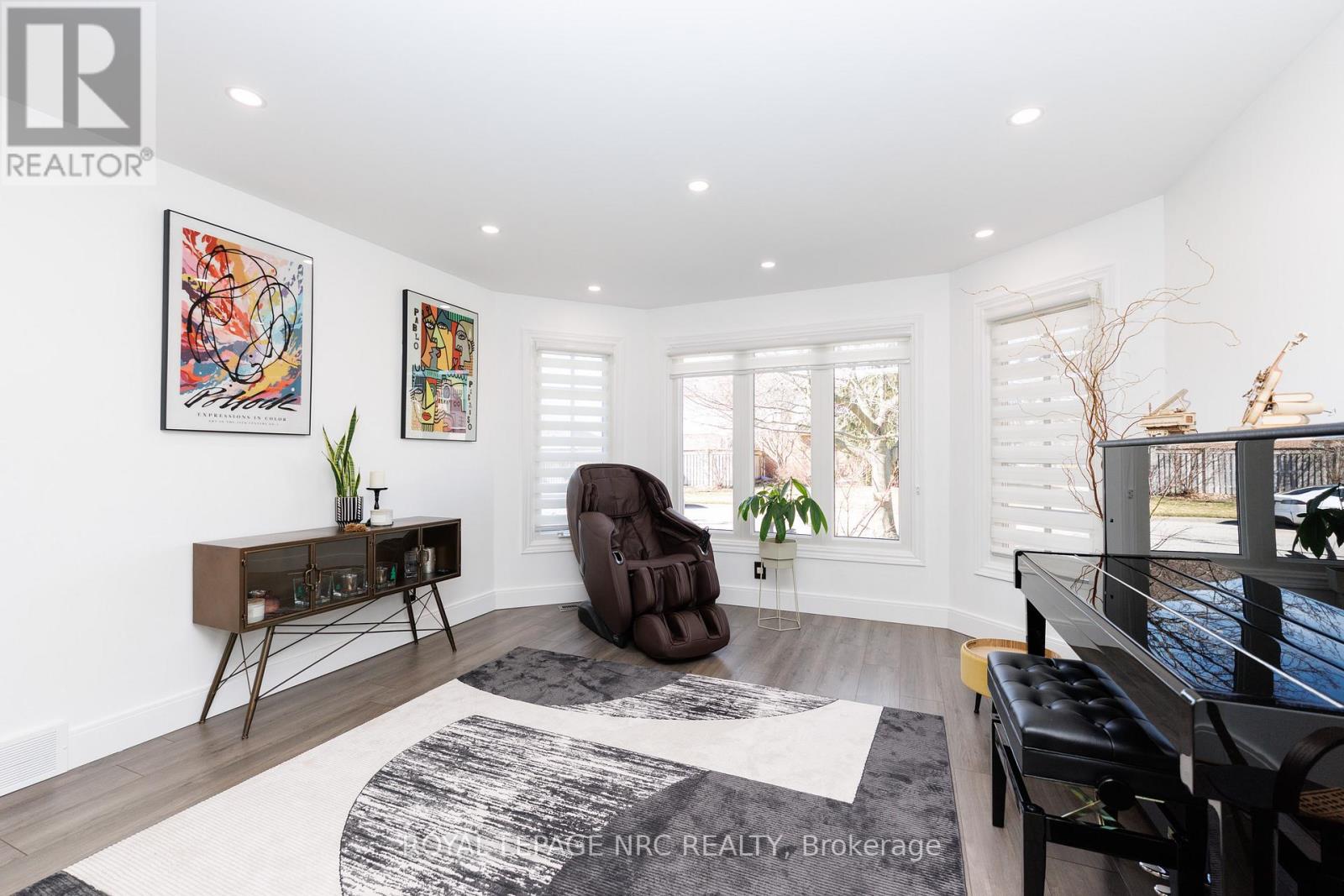 7 Sarah Court, St. Catharines (Grapeview), Ontario  L2S 3R6 - Photo 8 - X12887358