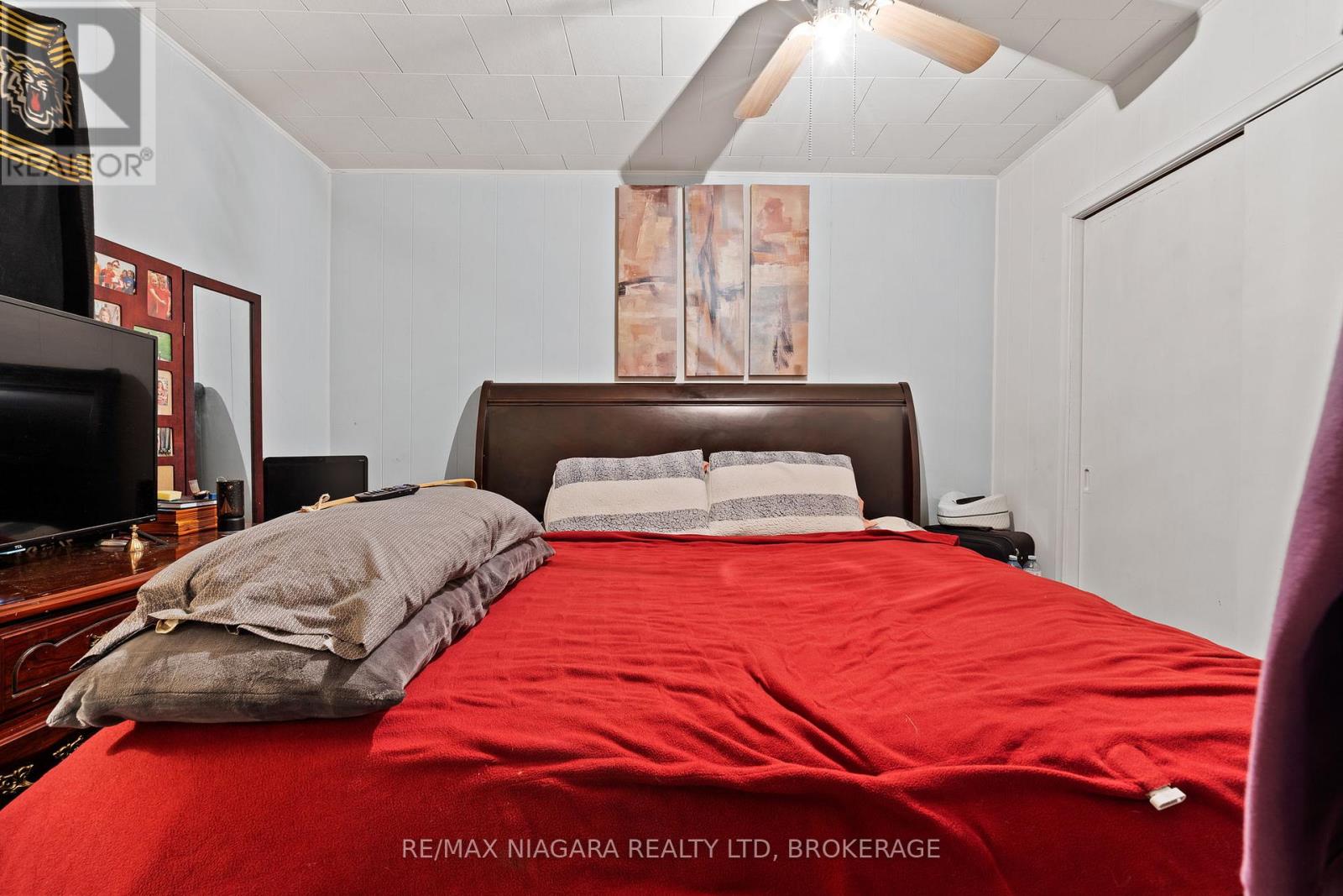 224 Mitchell Street, Port Colborne (East Village), Ontario  L3K 1Y3 - Photo 22 - X12887386