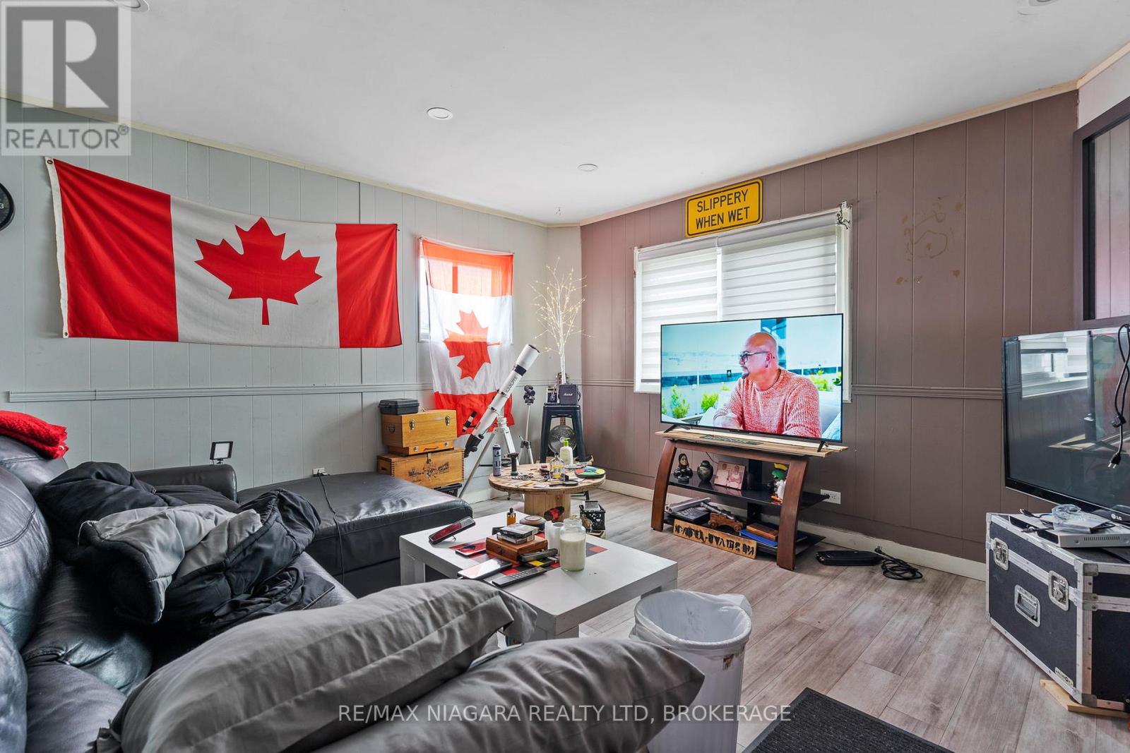 224 Mitchell Street, Port Colborne (East Village), Ontario  L3K 1Y3 - Photo 8 - X12887386