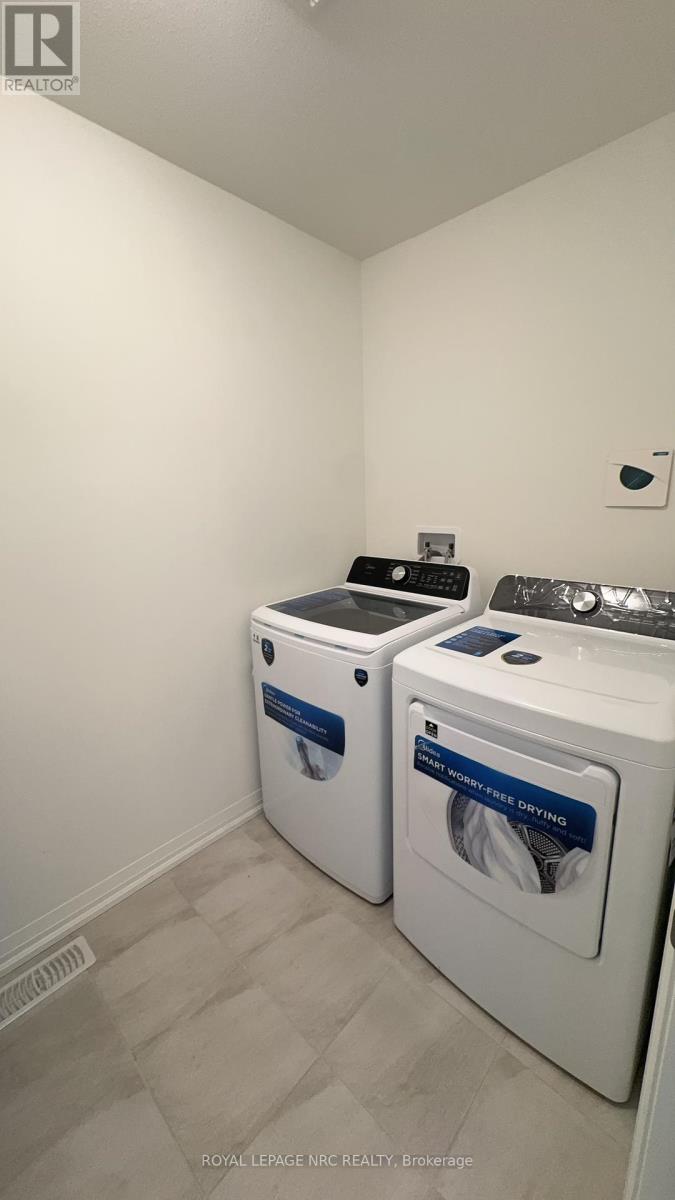 7376 Marvel Drive, Niagara Falls (Brown), Ontario  L2H 3V5 - Photo 19 - X12887474