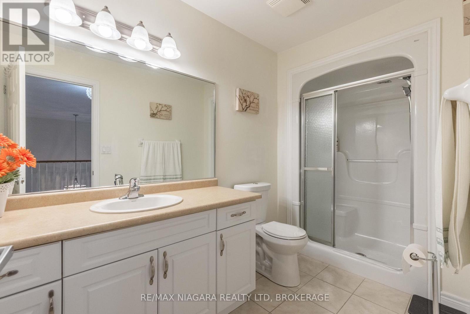 13 - 8142 Costabile Drive, Niagara Falls (Ascot), Ontario  L2H 3M3 - Photo 17 - X12887670