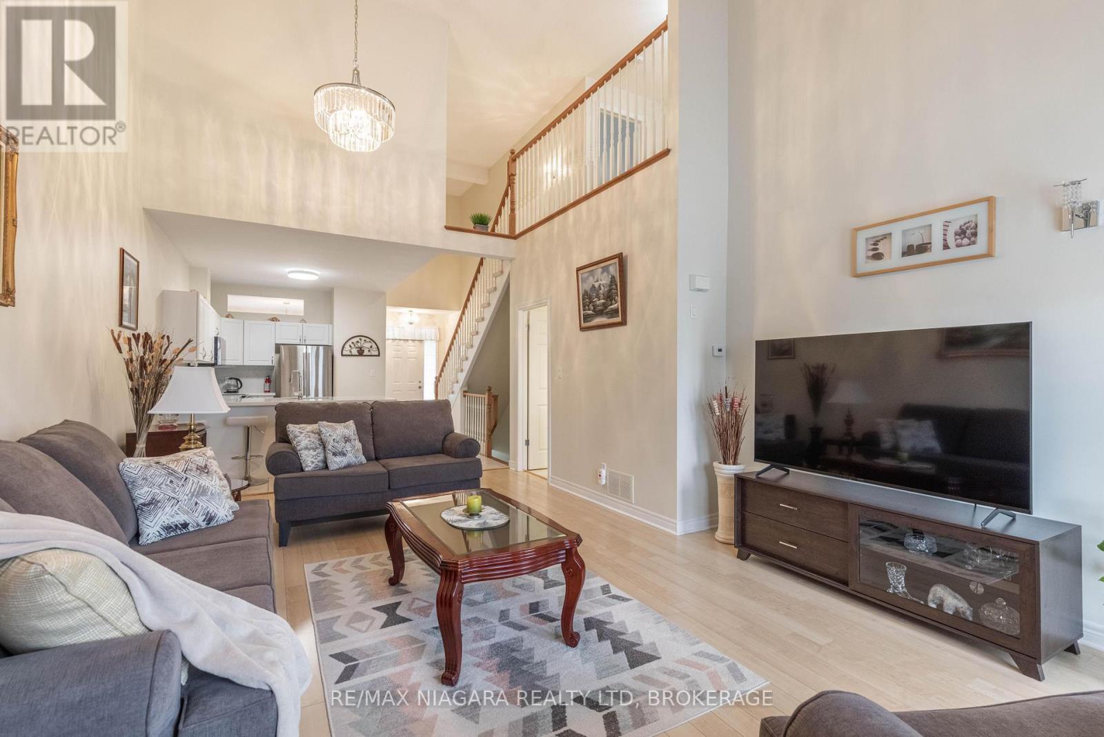 13 - 8142 Costabile Drive, Niagara Falls (Ascot), Ontario  L2H 3M3 - Photo 9 - X12887670