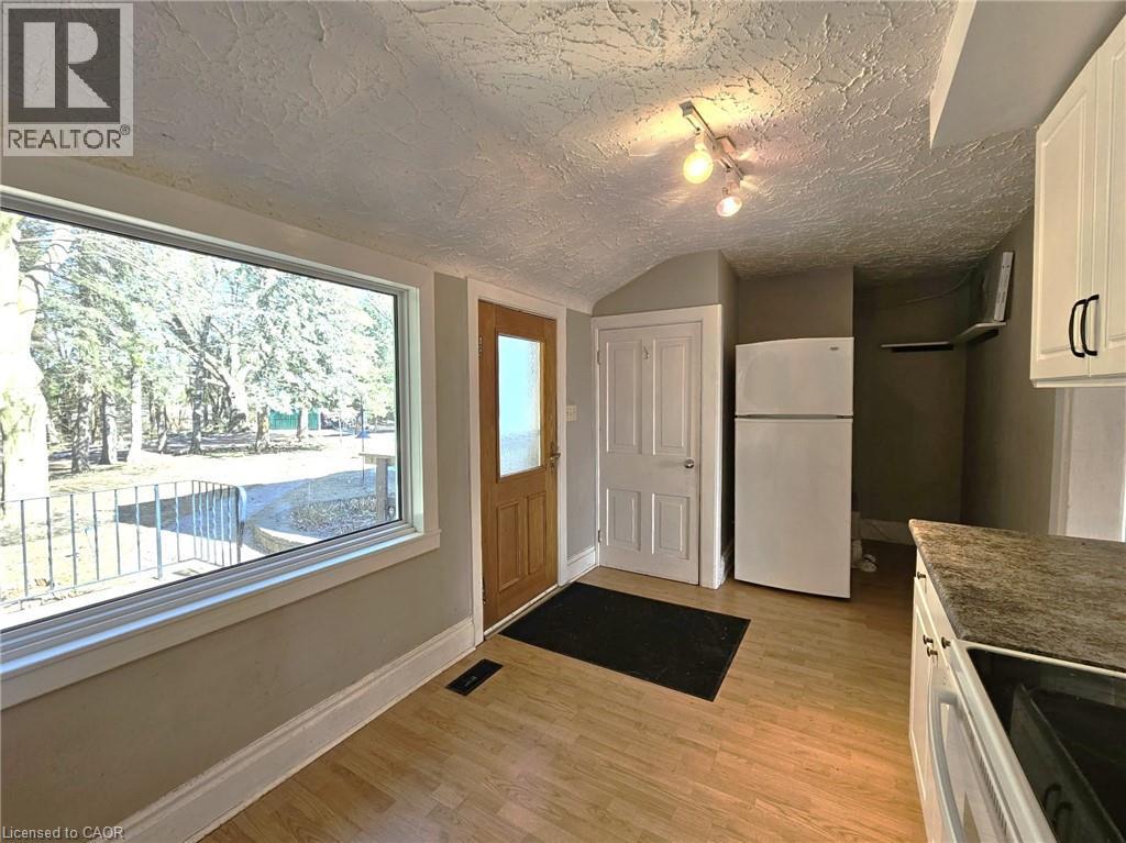 1044 Knechtel Court Unit# B, Petersburg, Ontario  N0B 2H0 - Photo 3 - 40812233