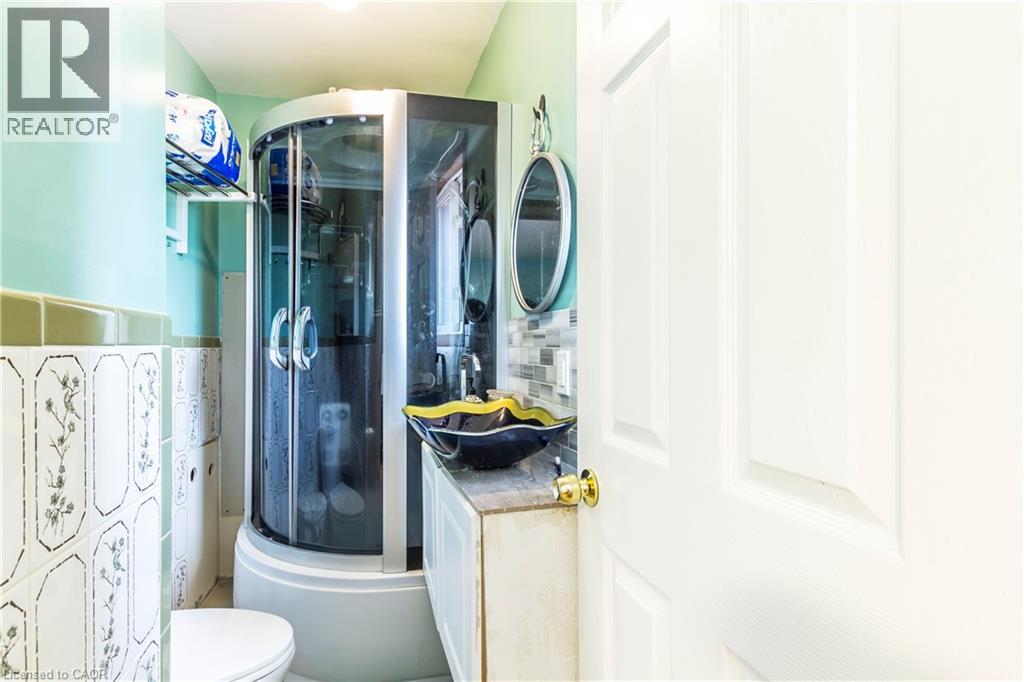 404 Queenston Road, Hamilton, Ontario  L8K 1J2 - Photo 18 - 40811533