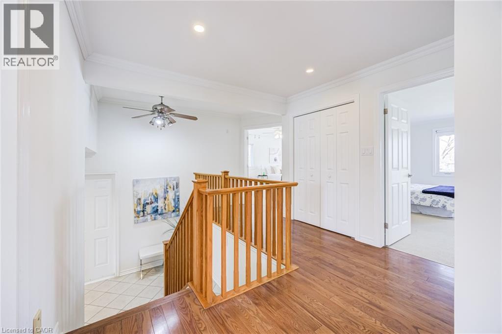 1483 Brenner Crescent, Burlington, Ontario  L7P 2V9 - Photo 6 - 40806705