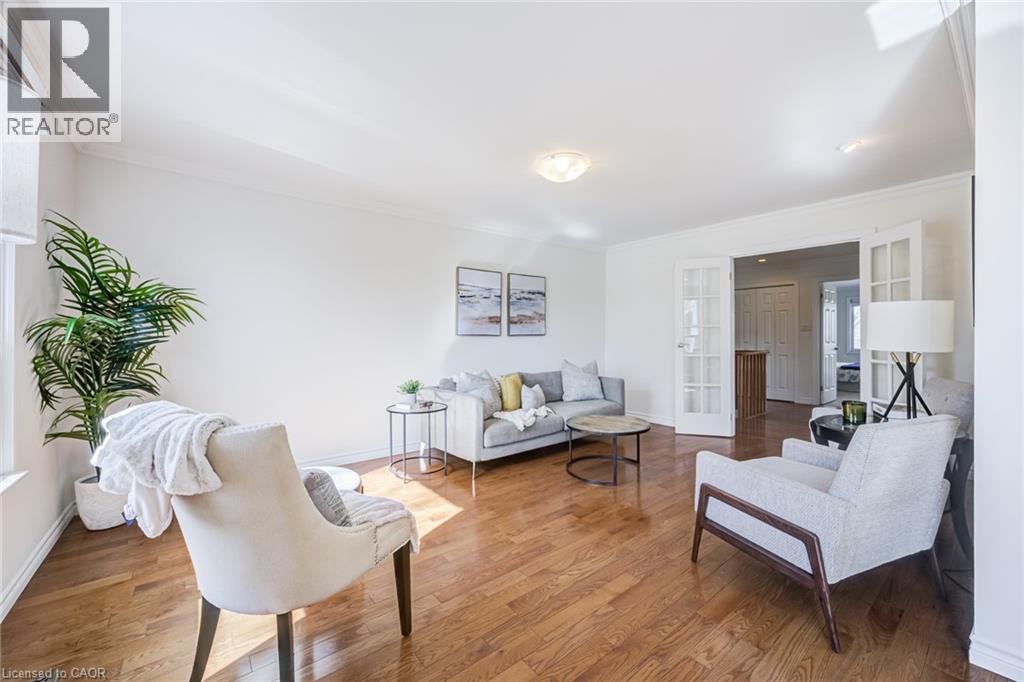 1483 Brenner Crescent, Burlington, Ontario  L7P 2V9 - Photo 8 - 40806705