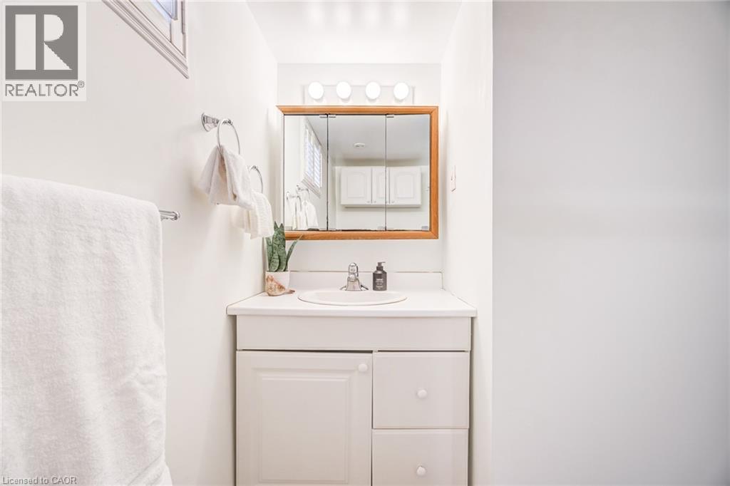 1483 Brenner Crescent, Burlington, Ontario  L7P 2V9 - Photo 33 - 40806705