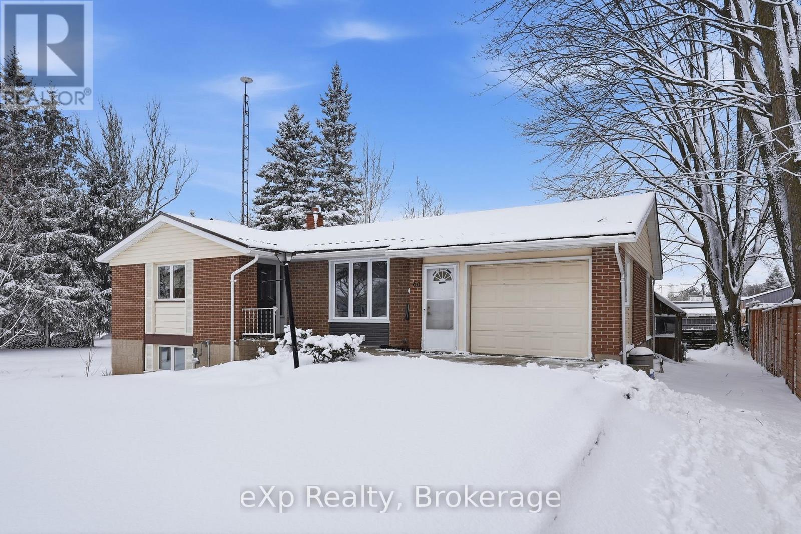 60 Main Street E, Mapleton, Ontario  N0G 1P0 - Photo 1 - X12887390