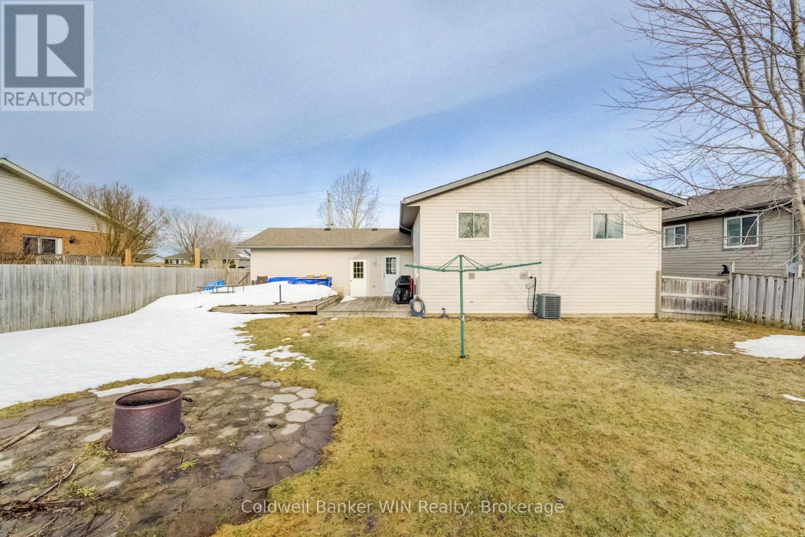 490 King Street E, Wellington North (Mount Forest), Ontario  N0G 2L0 - Photo 36 - X12887466