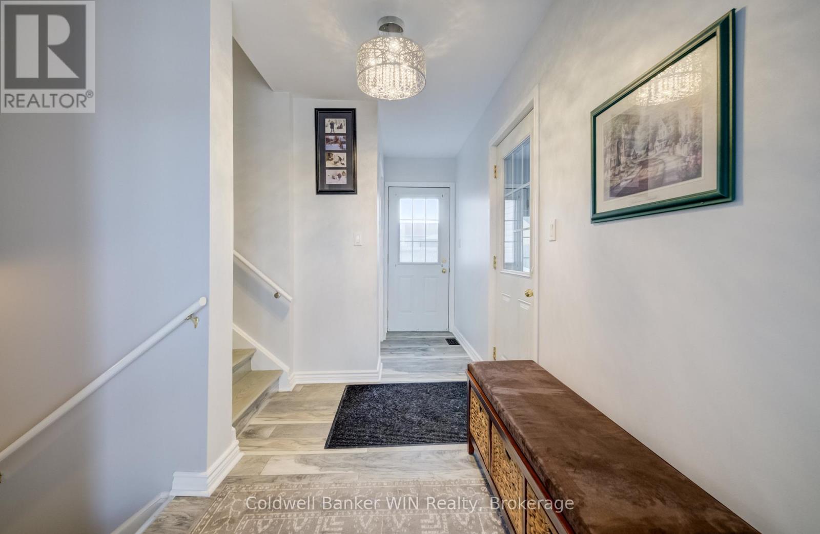 490 King Street E, Wellington North (Mount Forest), Ontario  N0G 2L0 - Photo 4 - X12887466