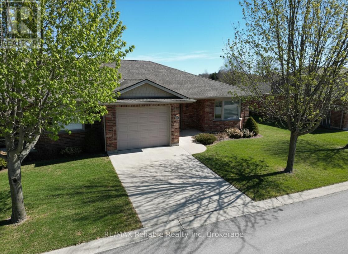 15 Bayfield Mews Lane, Bluewater (Bayfield), Ontario  N0M 1G0 - Photo 3 - X12887498