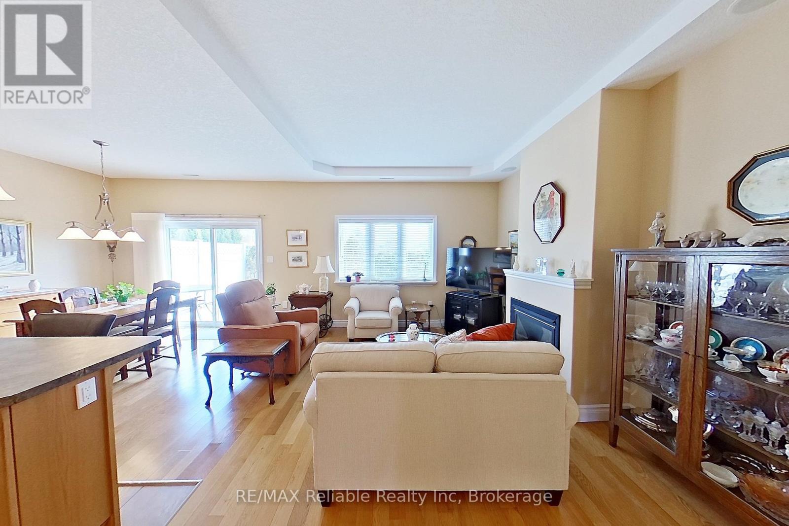 15 Bayfield Mews Lane, Bluewater (Bayfield), Ontario  N0M 1G0 - Photo 9 - X12887498