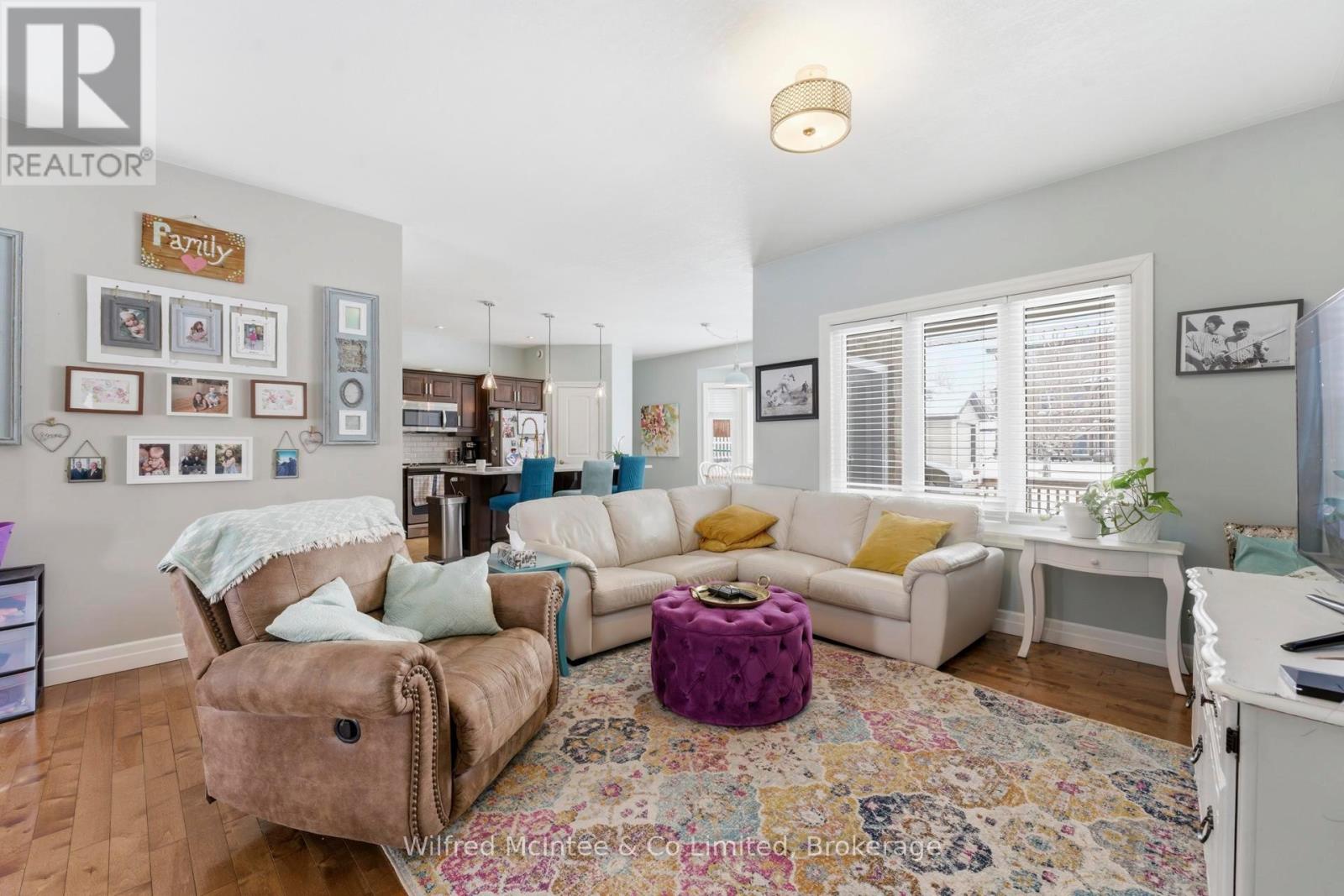 334 Westwood Drive, Brockton, Ontario  N0G 2V0 - Photo 10 - X12887506