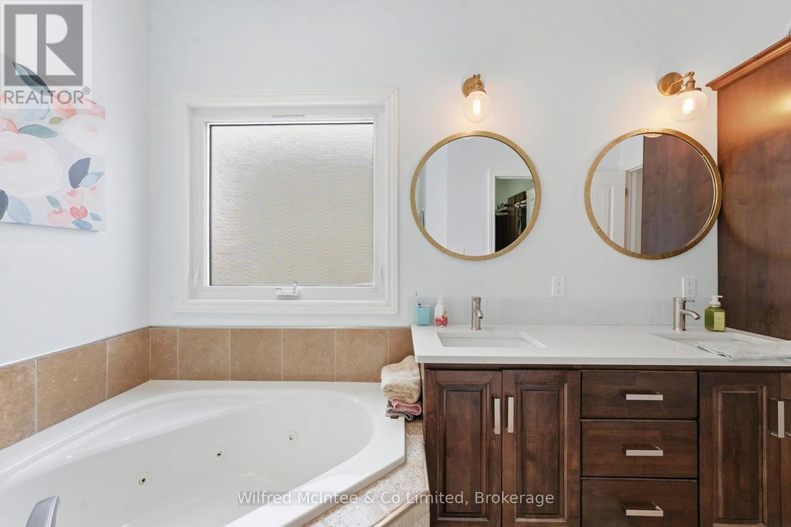 334 Westwood Drive, Brockton, Ontario  N0G 2V0 - Photo 21 - X12887506