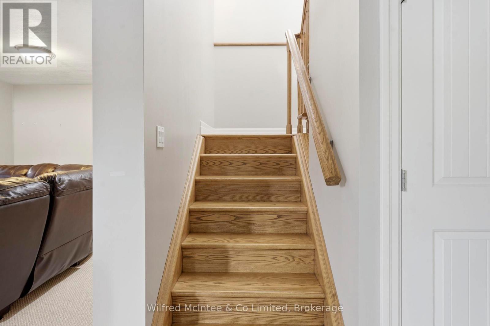 334 Westwood Drive, Brockton, Ontario  N0G 2V0 - Photo 31 - X12887506