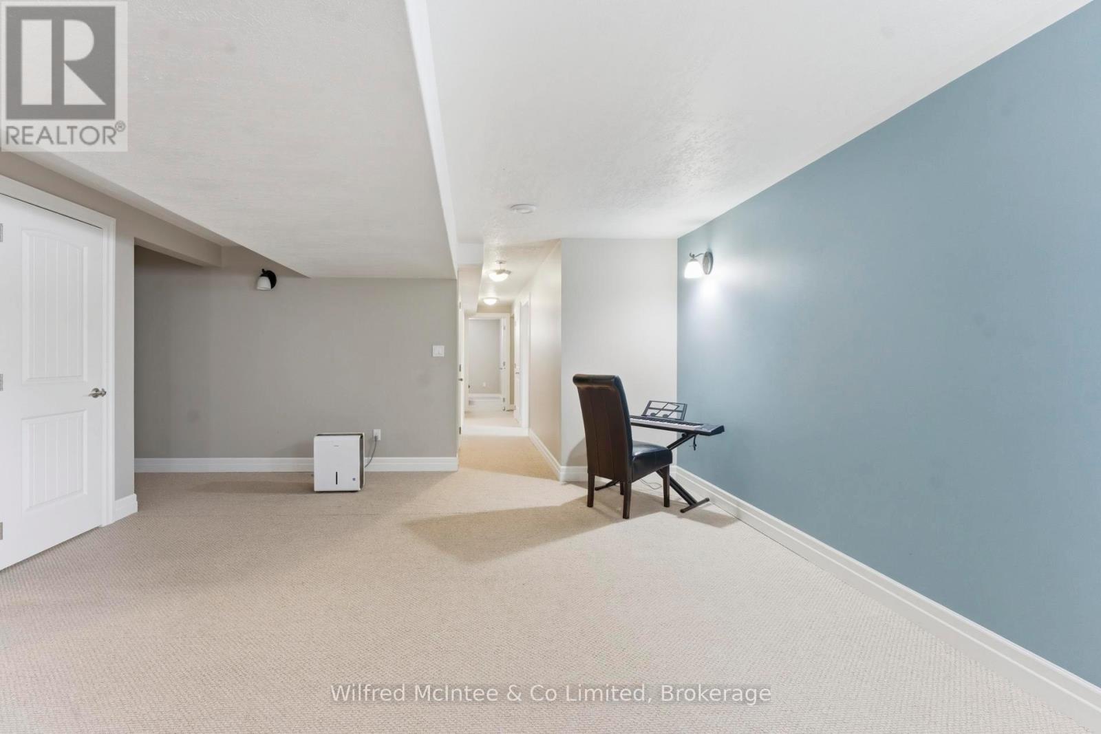 334 Westwood Drive, Brockton, Ontario  N0G 2V0 - Photo 35 - X12887506