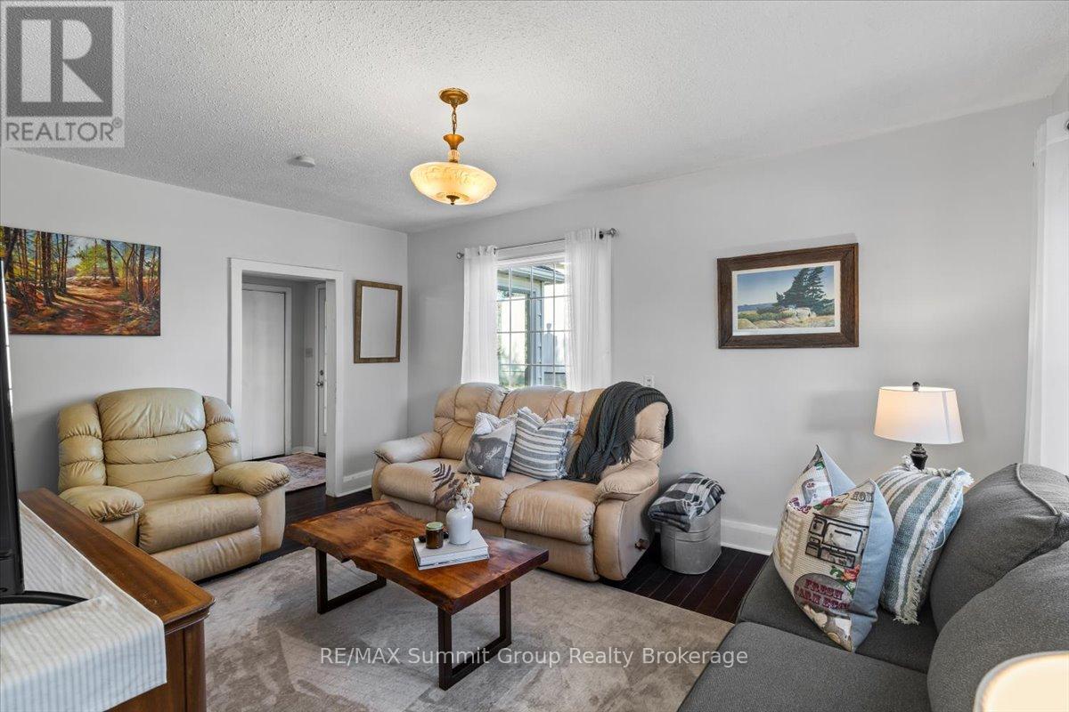 143 River Road, Grey Highlands, Ontario  N0C 1C0 - Photo 10 - X12887558